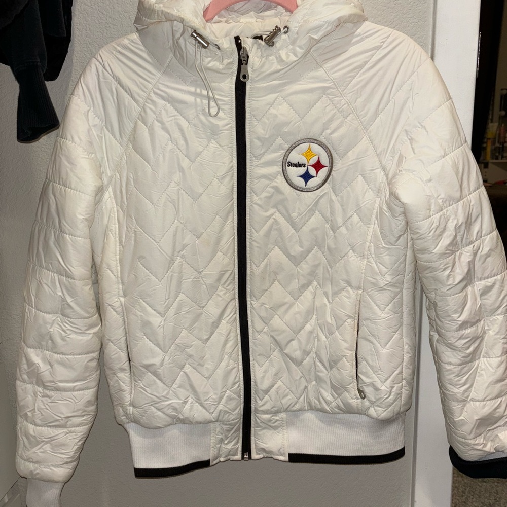 Steelers puffer